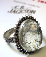 Ring-"Crackeled Glass Look" Stone-Size 9 3/4