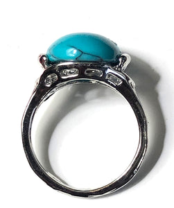 Ring-Oval Stone-Terquoise color with dark veins-size 6 1/2