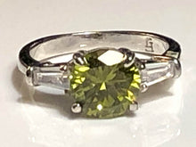 Ring-Round Cut Stone-Green/Clear-Size 7