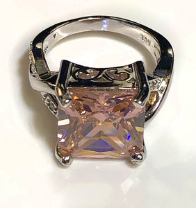 Ring-Princess Cut Stone-Pink/Clear-Size 7 1/4