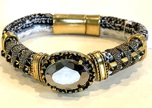 BOHO Magnetic Focal Bracelet - Black Reflective Stone with Gold & Black Band